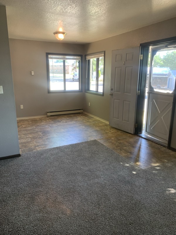 204 Cedar St - Photo 3 of 8