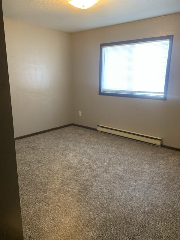 204 Cedar St - Photo 7 of 8