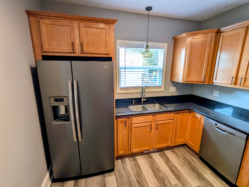 239 Bachtel St Se - Photo 6 of 16