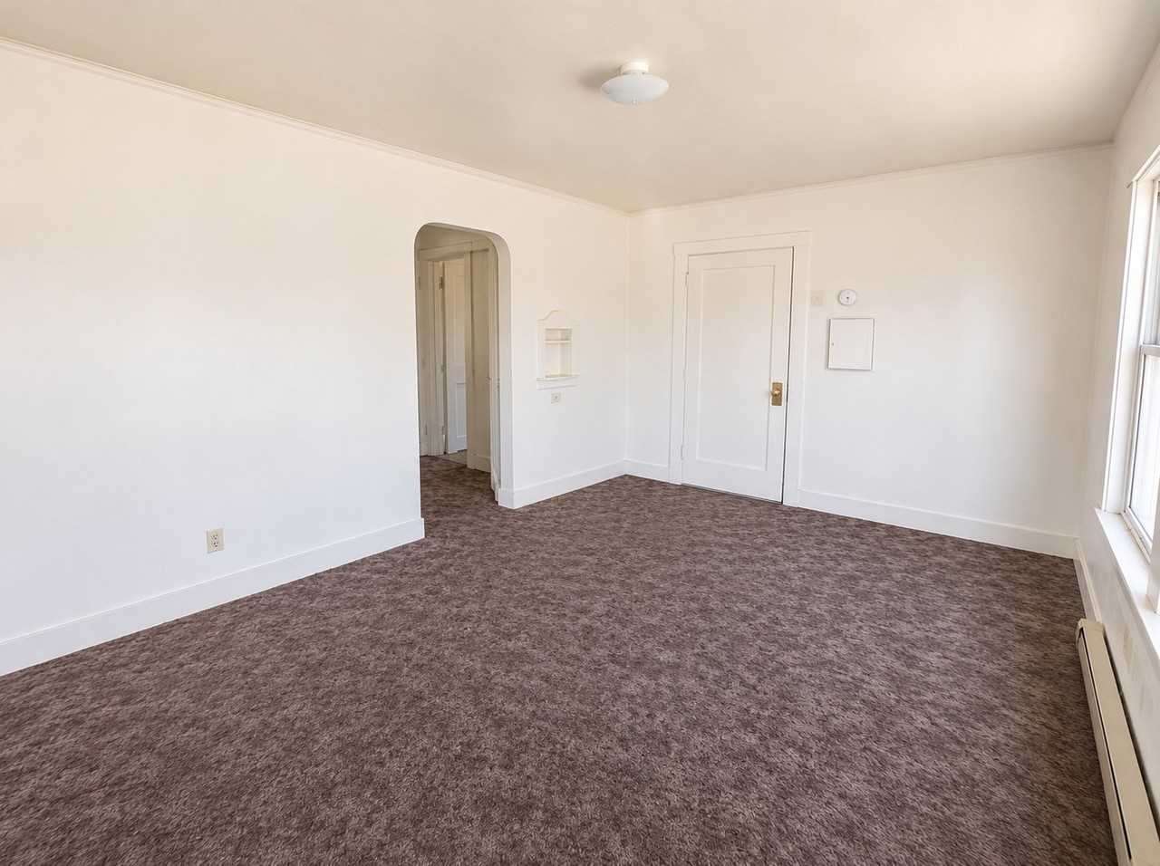 133 N Monroe St #1 - Photo 7 of 12
