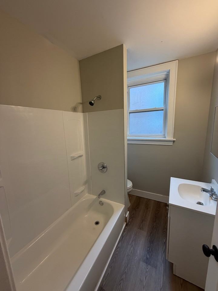 3537 Oregon Ave #2N - Photo 4 of 20