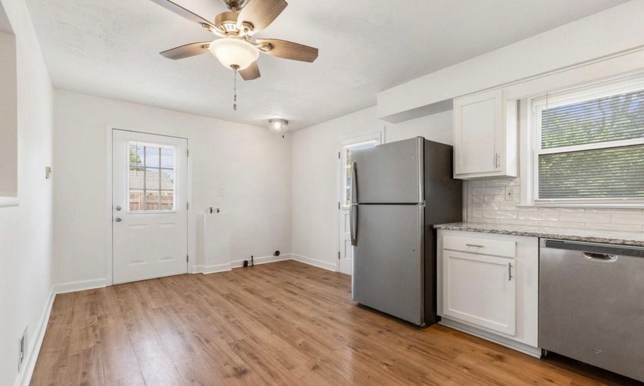 1207 Mcbroom Ct - Photo 2 of 9