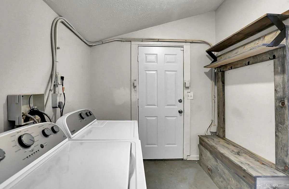 1917/1919 Houston St #1 - Photo 6 of 7