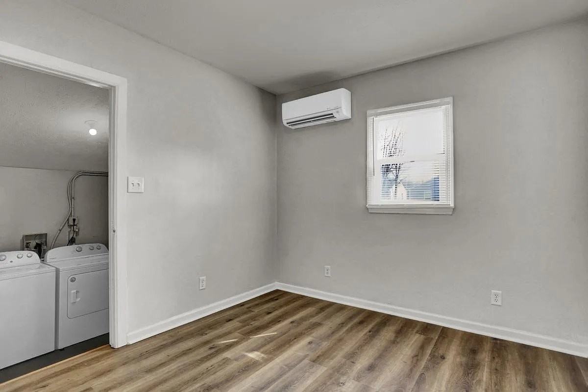 1917/1919 Houston St #1 - Photo 7 of 7