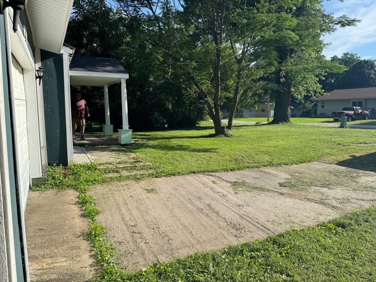 410 S Main St - Photo 7 of 17