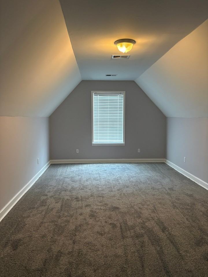 2753 Broadway Dr - Photo 7 of 7