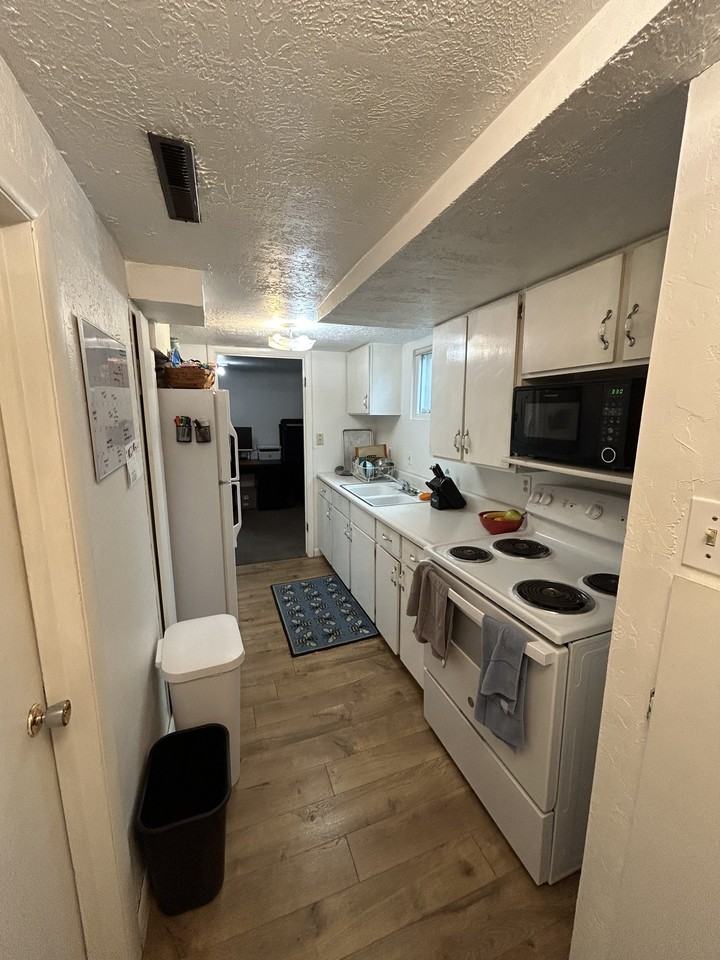 1825 E Ramona Ave - Photo 2 of 12