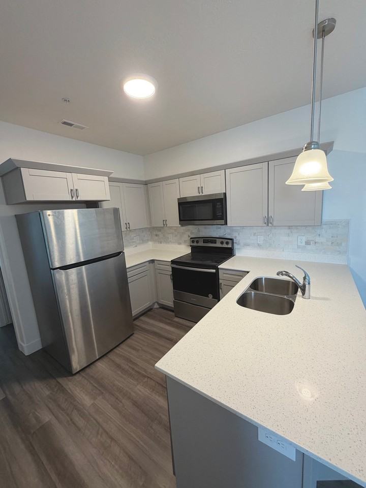 762 N Lang Ct #301 - Photo 4 of 30