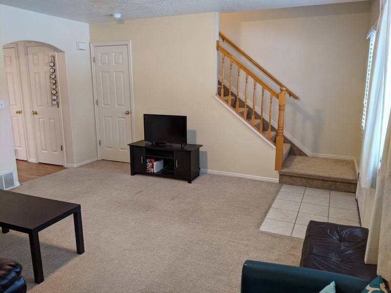 218 Stirling Pl - Photo 2 of 13