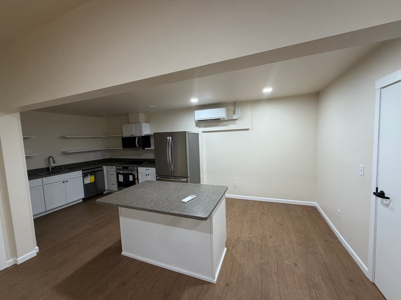 501 Concord Ave #1-5 - Photo 2 of 7