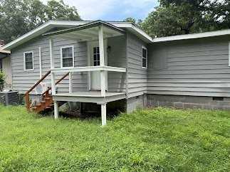 134 Hiawatha Dr - Photo 3 of 16