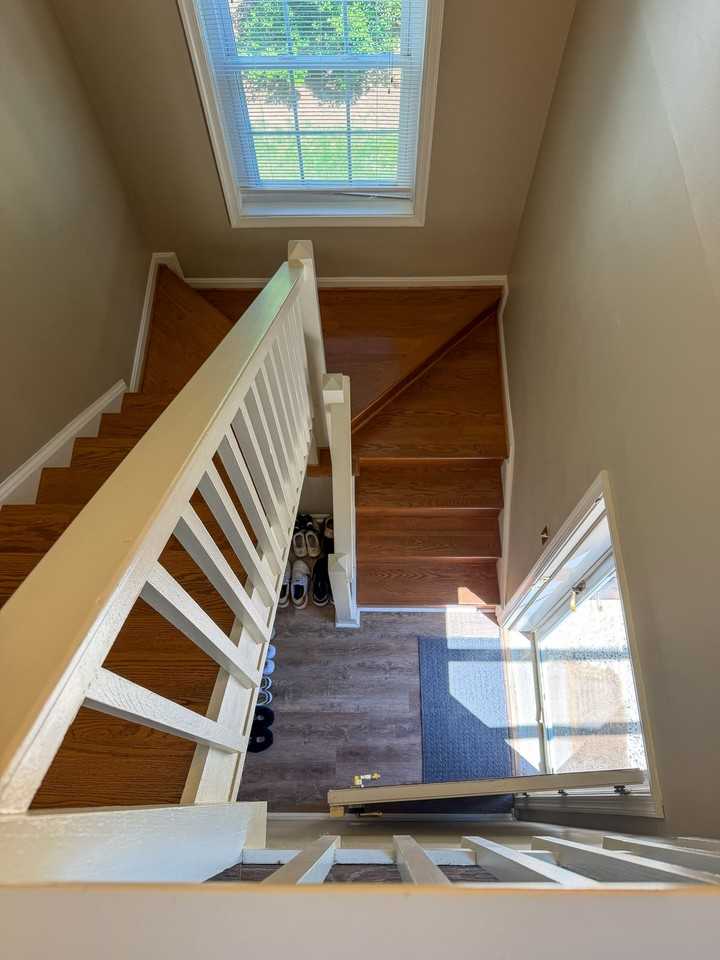 9937 Oakton Terrace Rd - Photo 3 of 20