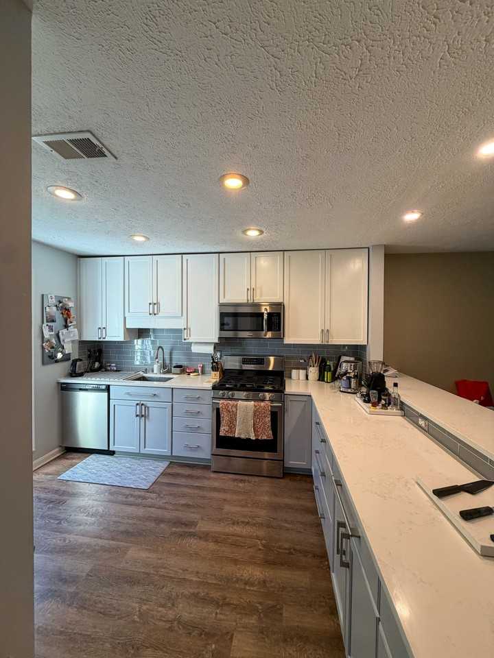 9937 Oakton Terrace Rd - Photo 6 of 20