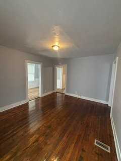 4035 Gary Dr - Photo 4 of 10