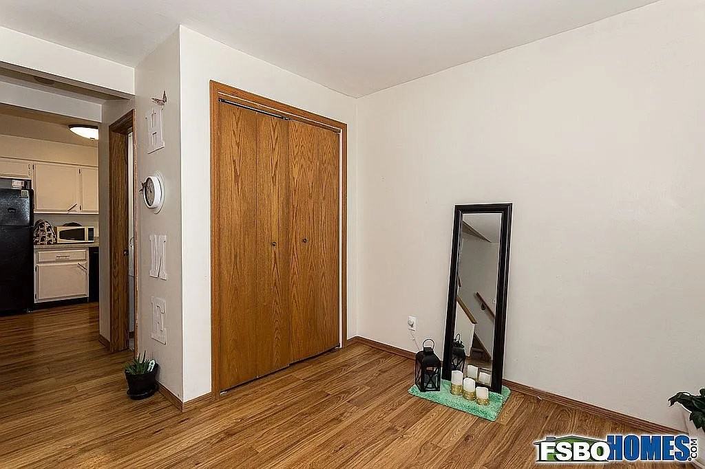2615 Hawthorne Dr - Photo 6 of 19