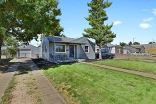 4729 Meade St - Photo 1 of 1
