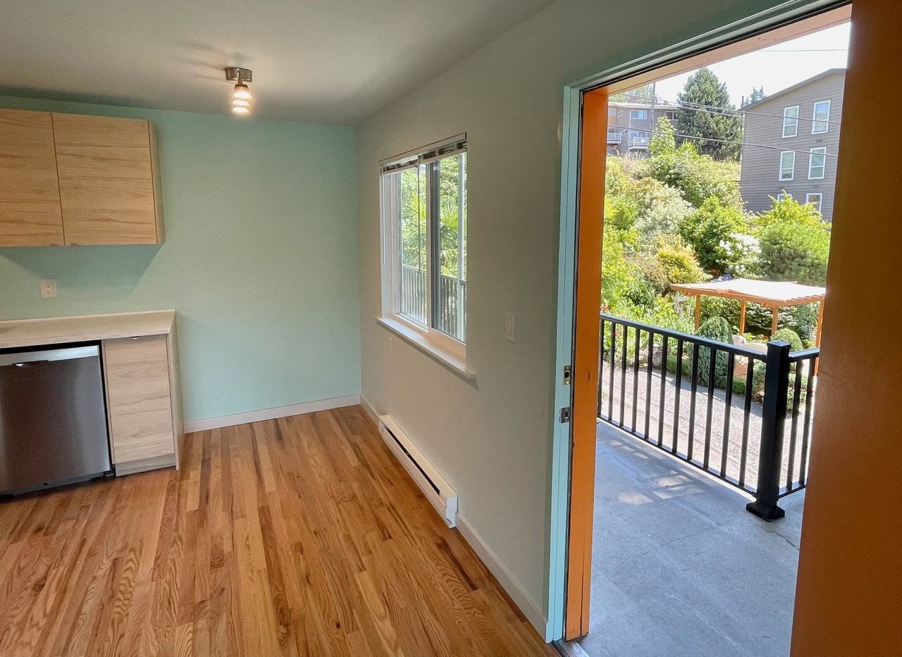 2801 14th Ave W #6 - Photo 4 of 19