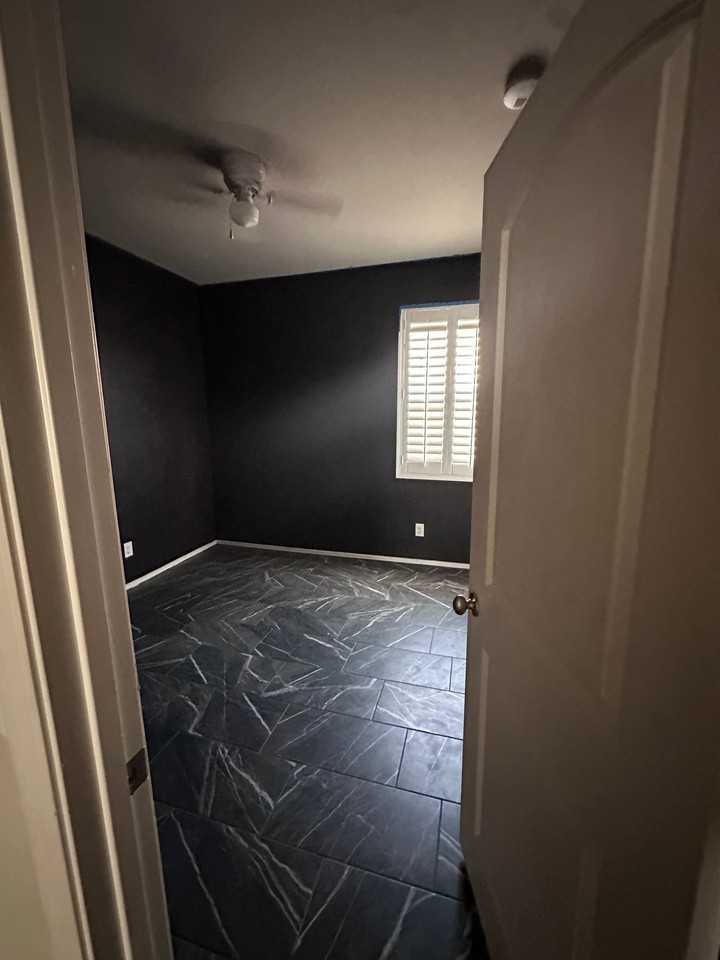 4653 S 237th Dr - Photo 6 of 11
