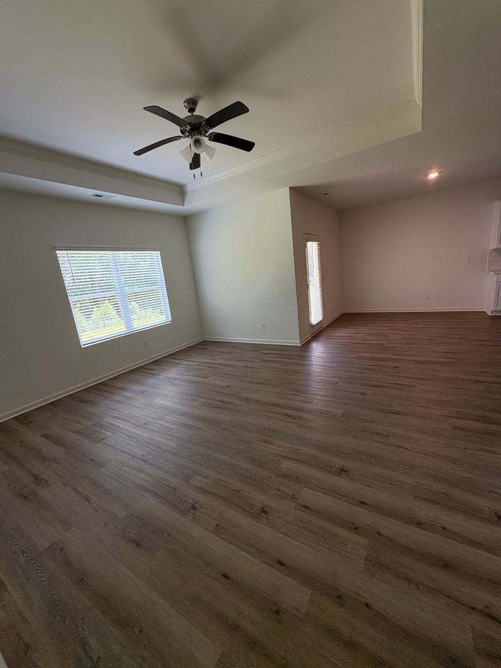 9894 Chelsea Park Trl - Photo 3 of 16