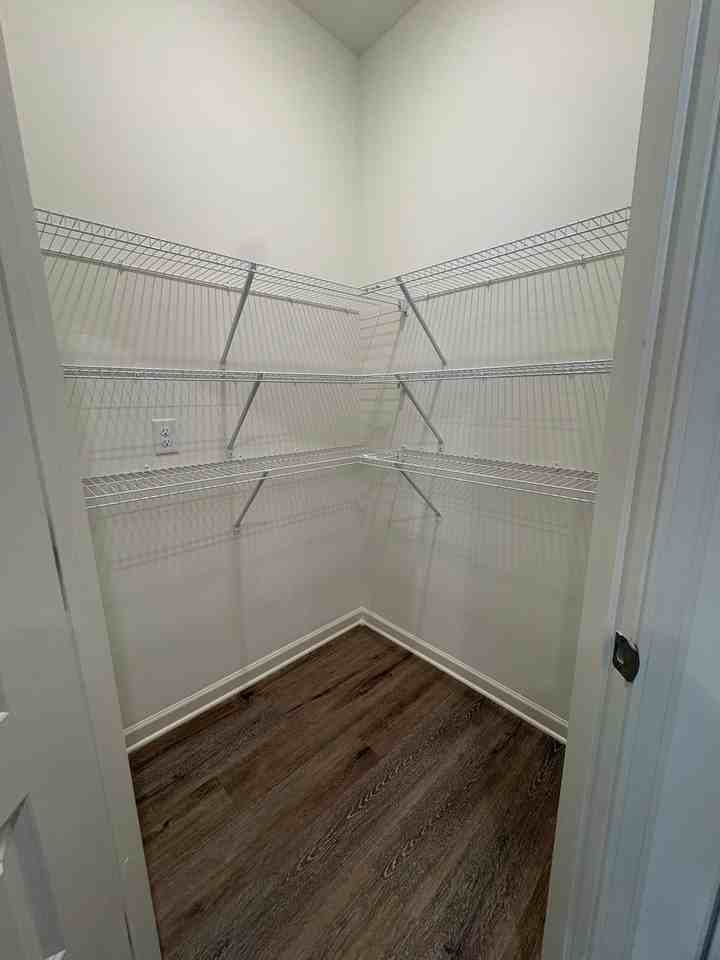 9894 Chelsea Park Trl - Photo 5 of 16