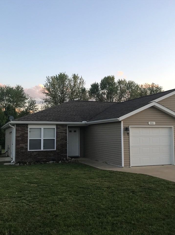 900 Neosho Heights Cir - Photo 2 of 5