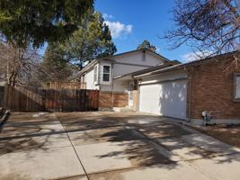 featured image of 10463 Garland Way