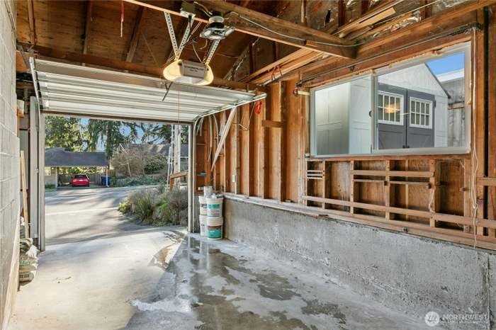16326 Lake Hills Blvd ##Wa - Photo 5 of 11