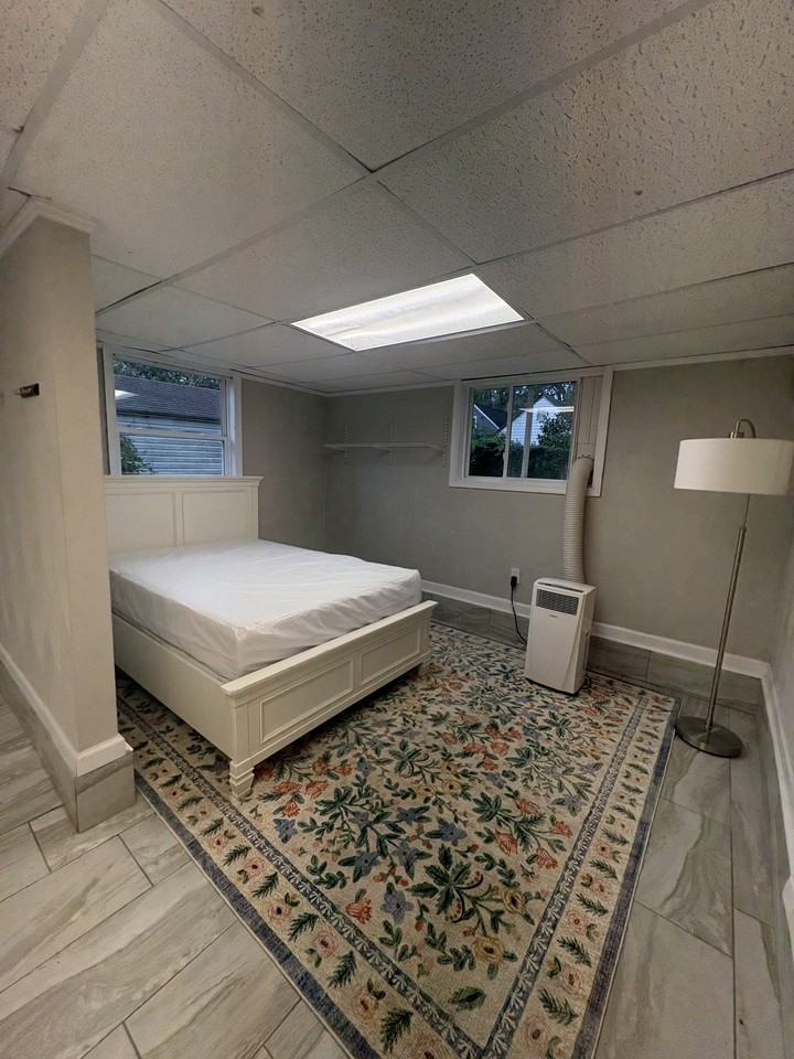 9607 Sherwood Pl #B - Photo 2 of 7