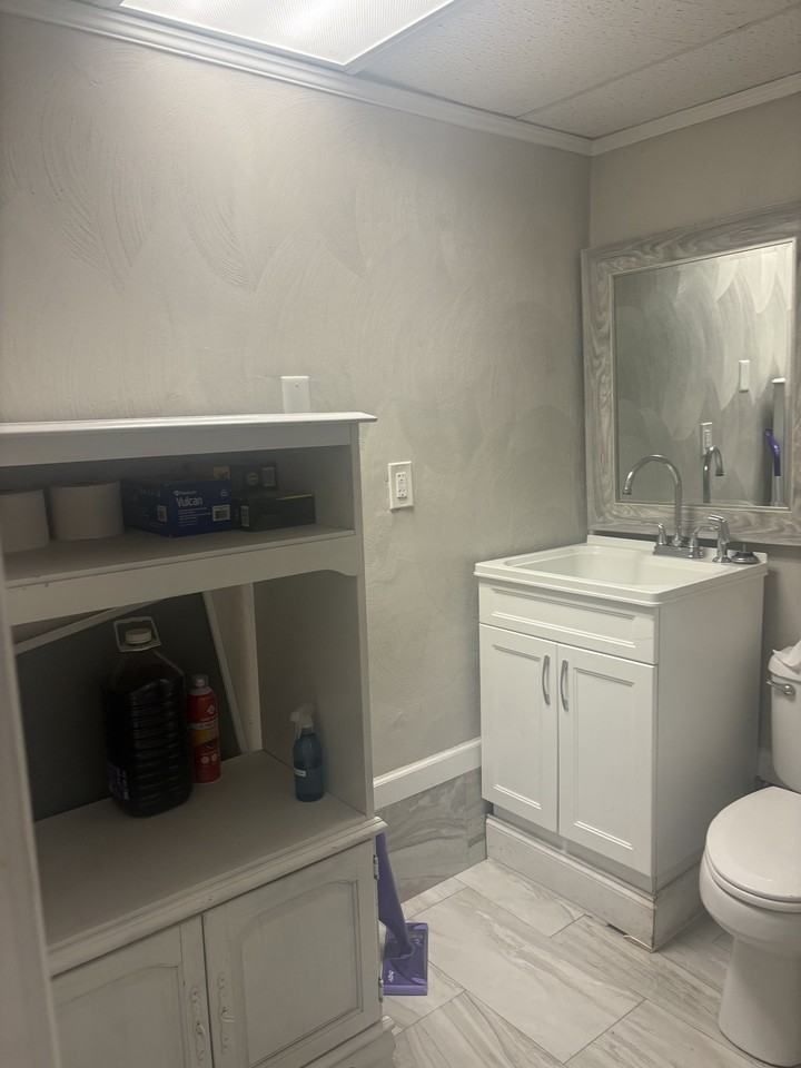 9607 Sherwood Pl #B - Photo 4 of 7