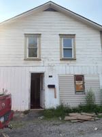 featured image of 116 1/2 Woodland Ave