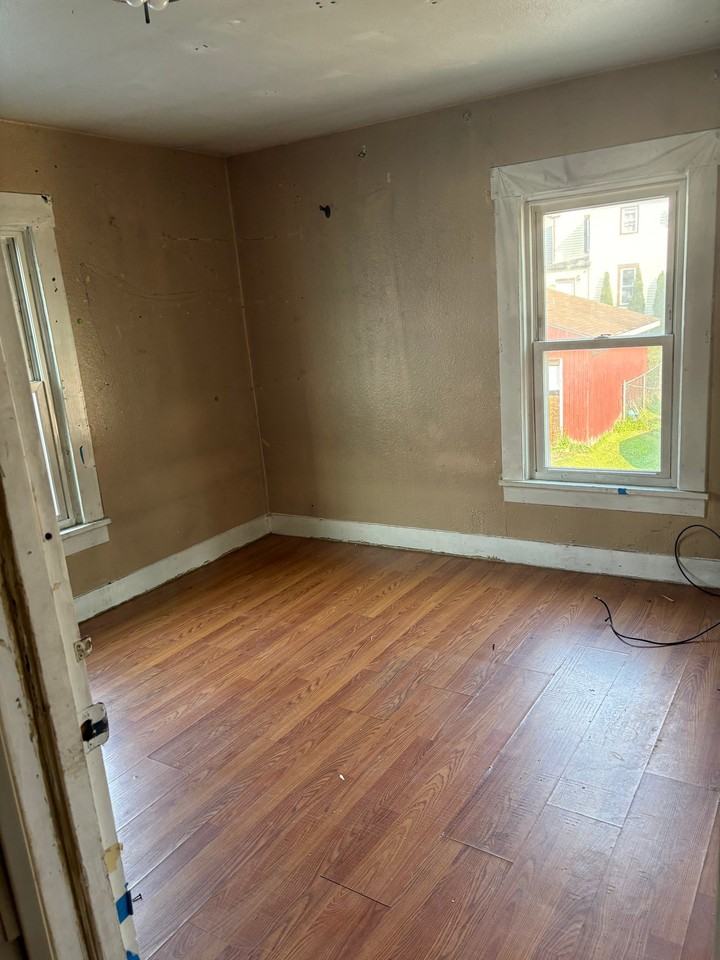 116 1/2 Woodland Ave - Photo 3 of 4