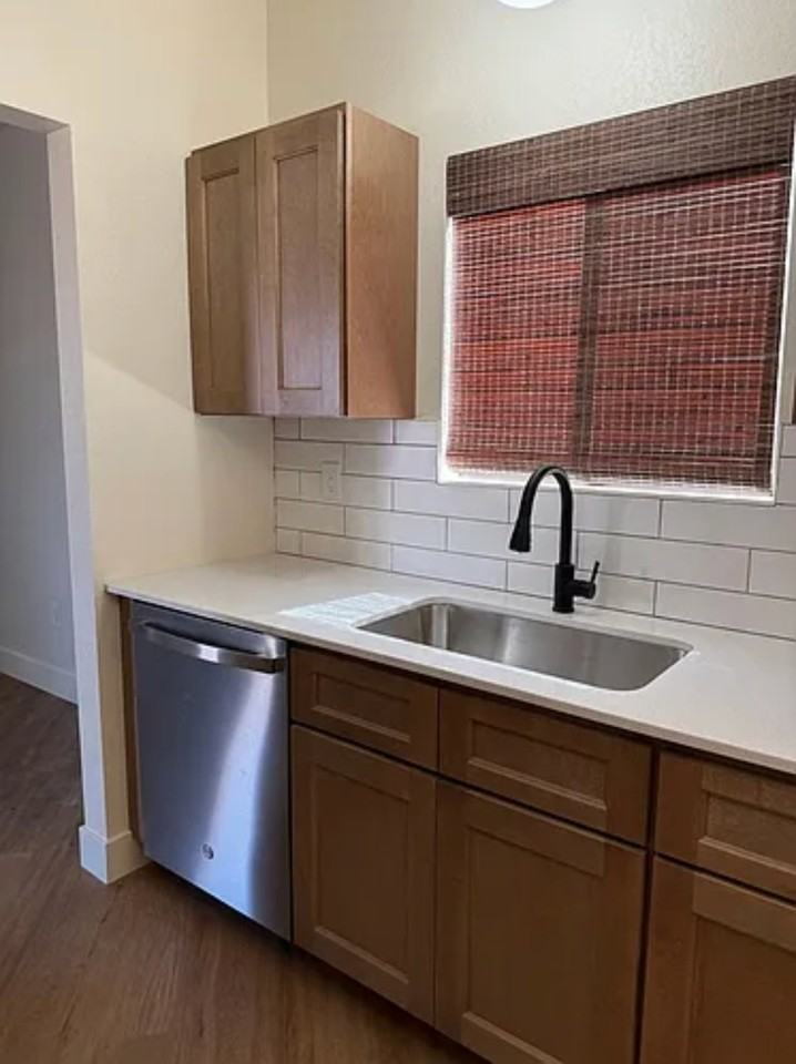 10173 E Cardiff Pl - Photo 4 of 13
