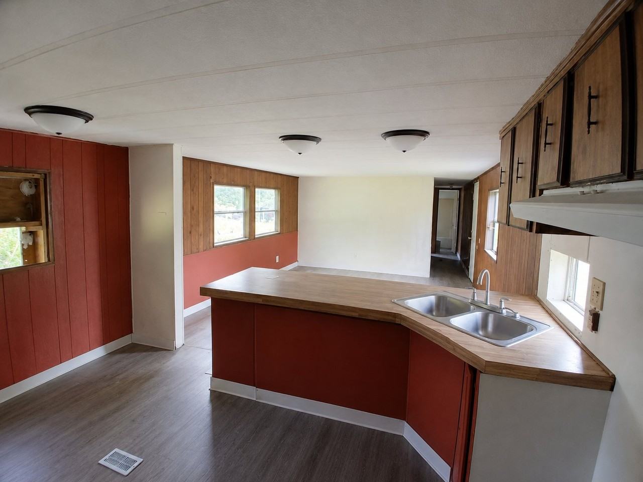 1117 N State St #1117 - Photo 2 of 8