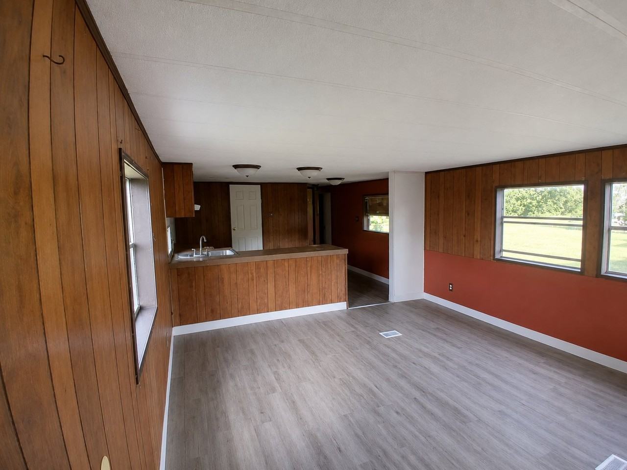 1117 N State St #1117 - Photo 3 of 8