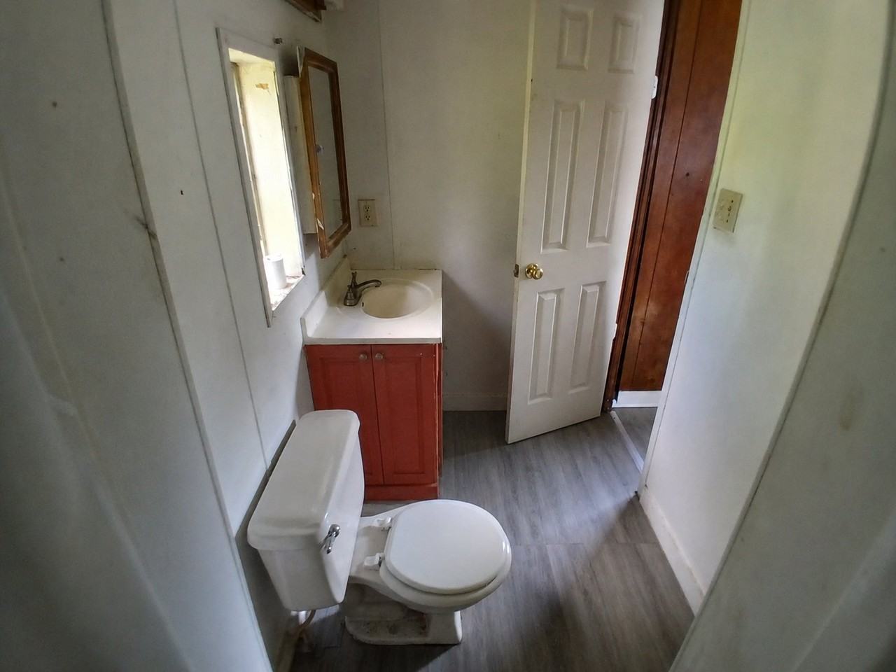 1117 N State St #1117 - Photo 5 of 8