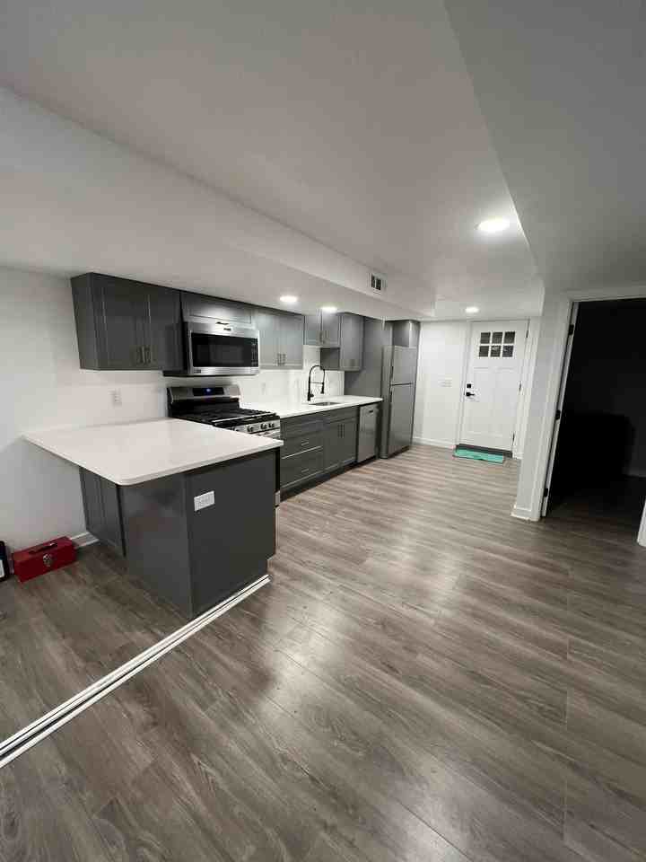 2883 E Morningside Dr #BS - Photo 3 of 6