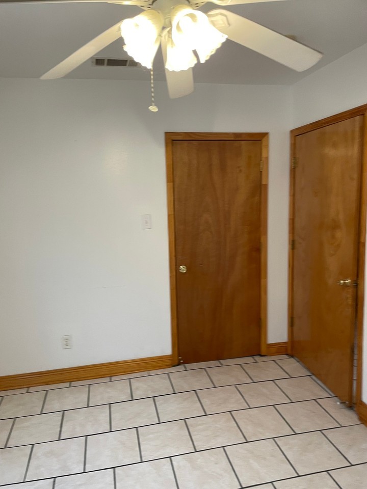 5800 N Rampart St #1 - Photo 7 of 13