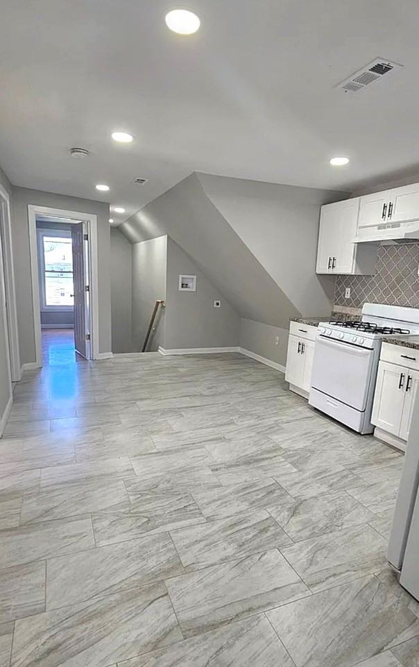 99 Plymouth St #3 - Photo 2 of 9