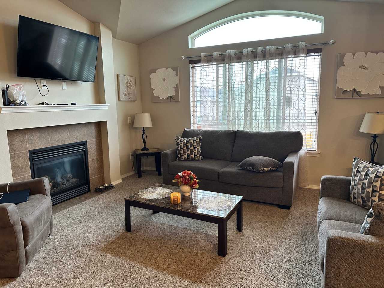 8104 Marsha Loop - Photo 3 of 20