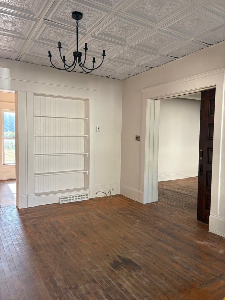 1221 W Main St #1221 - Photo 2 of 12