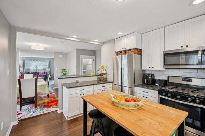 163 Shadeland Ave - Photo 6 of 18