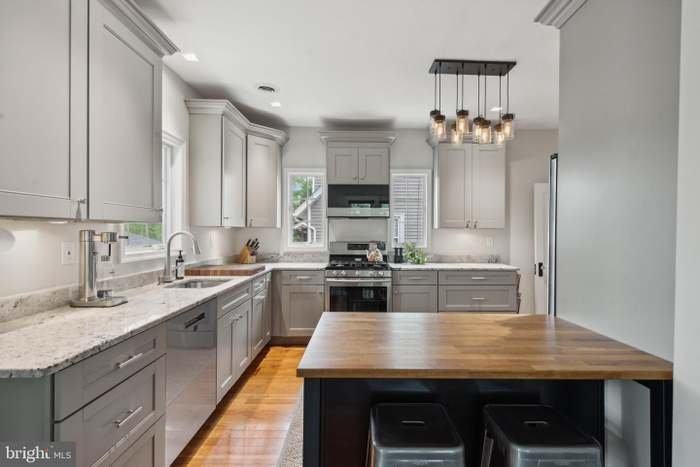 618 Anneslie Rd - Photo 6 of 14