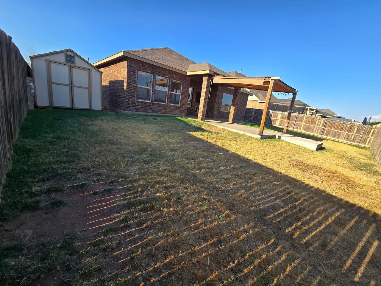 3911 Roma St - Photo 4 of 19