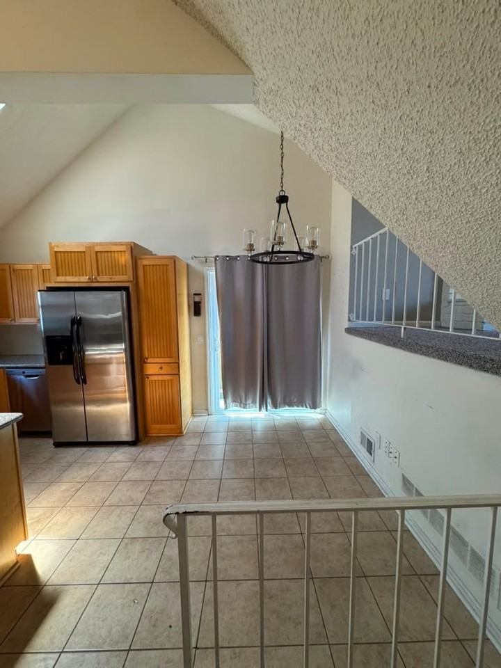 10034 W 86th St - Photo 6 of 15