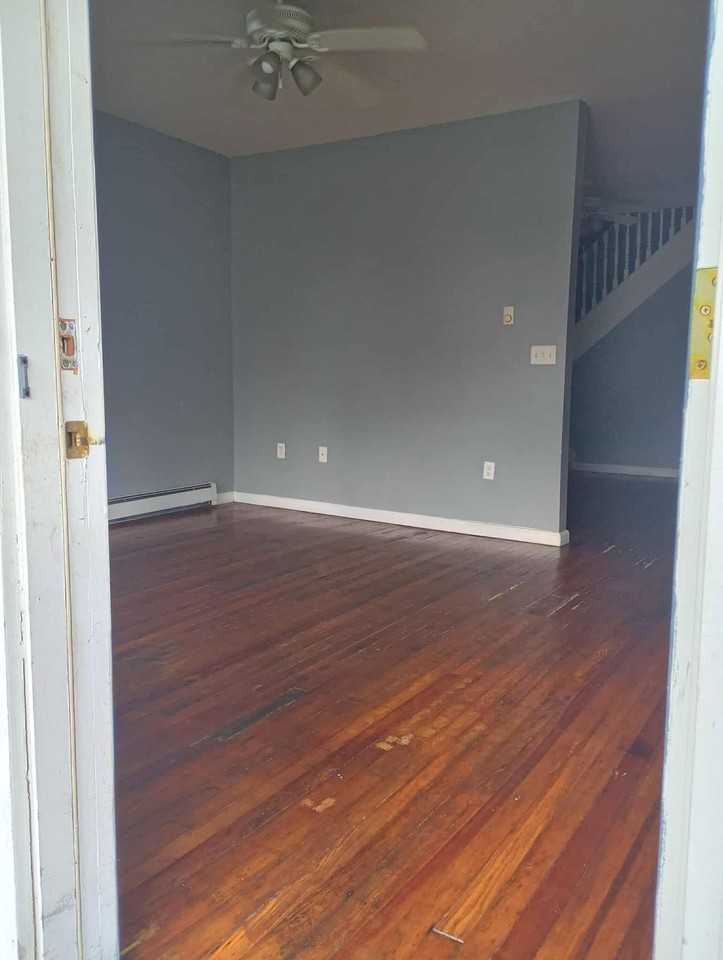 62 S Broadway - Photo 2 of 19