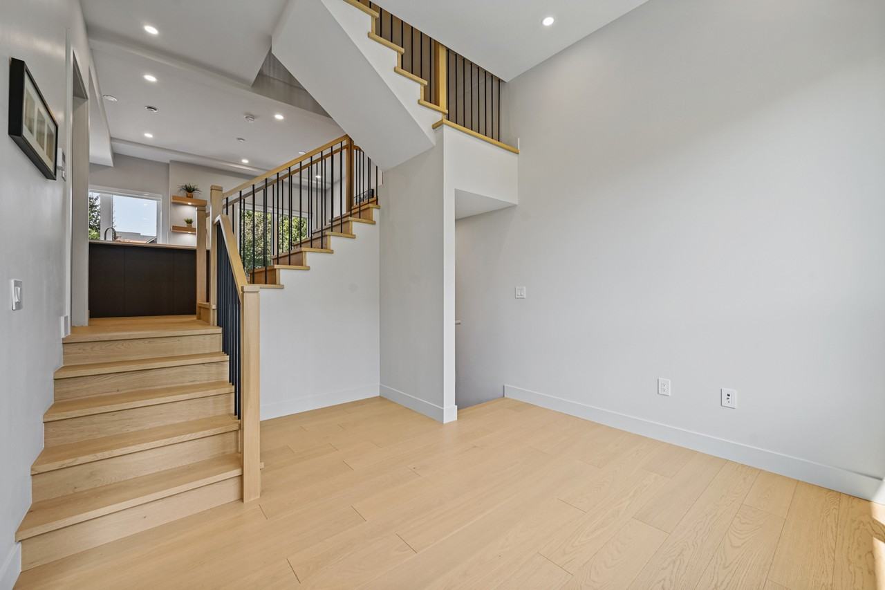3410 Knight Street - Photo 7 of 31