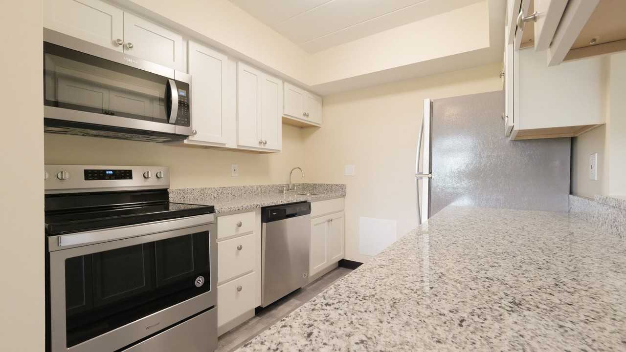 Thorn Run Apartments - Photo 2 of 50