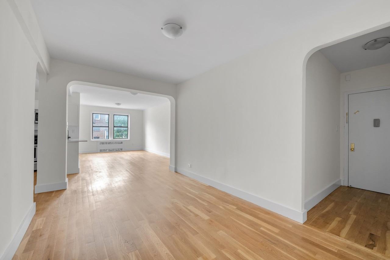 4541 39th Pl #5E - Photo 4 of 7