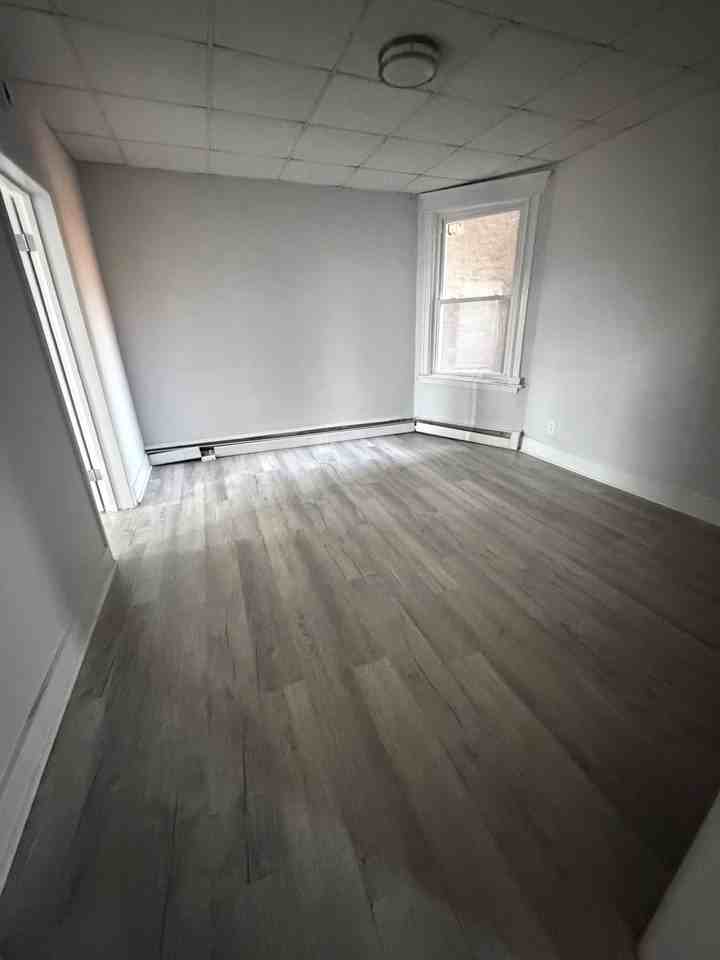 970 Broadway #2F - Photo 4 of 11