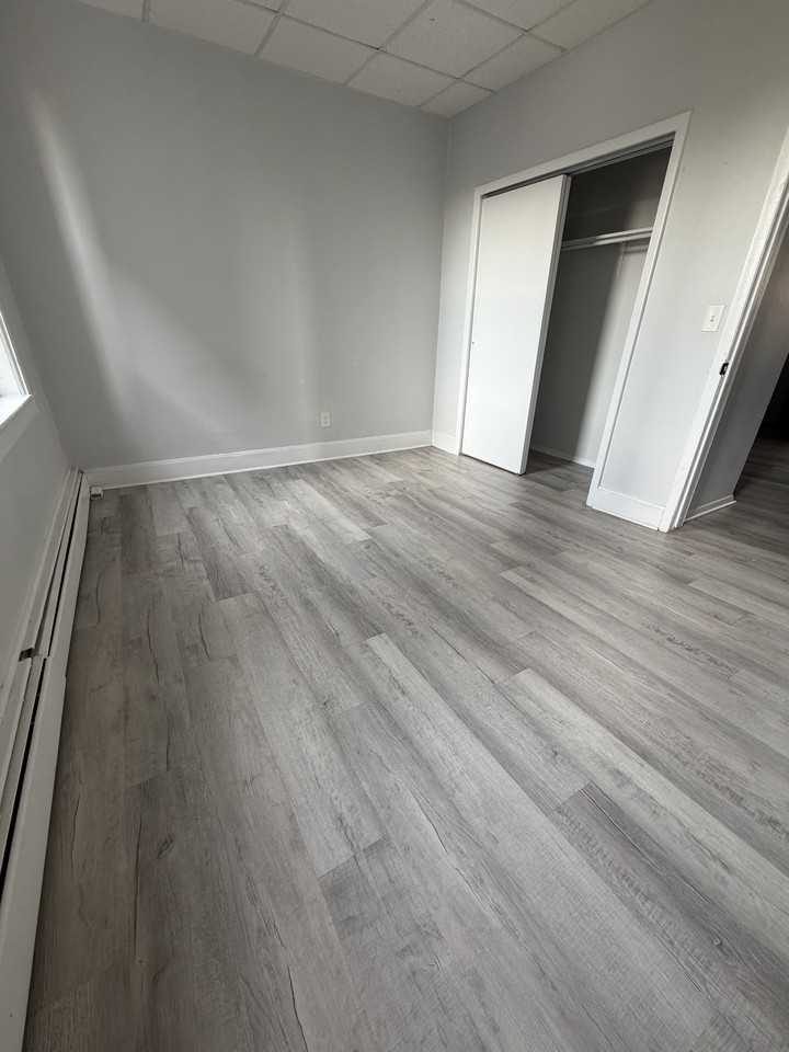 970 Broadway #2F - Photo 5 of 11